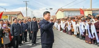 Xi Jinping realiza su primera visita a la reprimida región del Tíbet como presidente de China