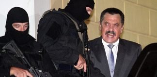 Grecia: detuvieron en Atenas al número dos del partido neonazi Amanecer Dorado tras nueve meses de búsqueda