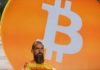 CEO de Twitter apuesta el futuro de la compañía al Bitcoin