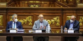 Chavismo desmantela la posibilidad de un dialogo imponiendo extravagantes peticiones