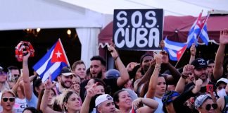 Movilización en Miami contra la represión del régimen en Cuba
