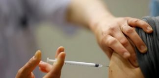 Estudio concluyó que los inoculados con Pfizer poseen diez veces más anticuerpos contra el Covid-19 que los inmunizados con la vacuna china