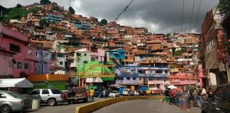 “Es una zona de guerra” Reportan protestas y cacerolazos para exigir el cese de los enfrentamientos armados en Caracas