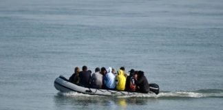 Inglaterra reporta masiva migración: al menos 430 personas cruzaron el canal de la mancha a costas inglesas
