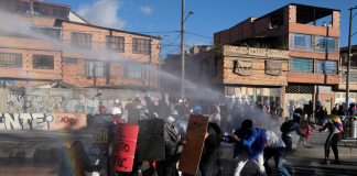 Policía colombiana detiene a 134 miembros de la «primera línea» durante jornada de protestas