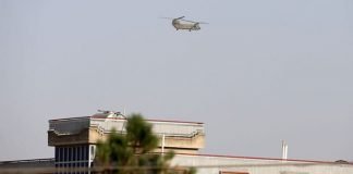 Estados Unidos traslada al aeropuerto de Kabul a todo el personal