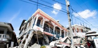 El potente sismo de 7.2 deja al menos 300 muertos en Haití