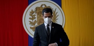 La extrañas “negociaciones” entre el chavismo y la falsa oposición – Por Humberto González