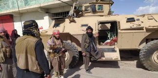 Talibanes toman 20 capitales de provincia en Afganistán