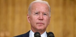 Biden asumió responsabilidad por maltrato a migrantes