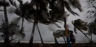 Potente huracán Larry amenaza a costas de EEUU y Canadá