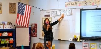 Regreso a las escuelas en EEUU es un caos sin precedentes