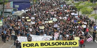 Protestas piden destitución de Bolsonaro por amenaza a instituciones