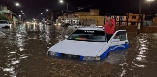 Fuertes lluvias en México dejaron dos muertos y daños materiales