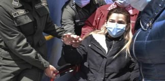 Jeanine Áñez denunció que padece anorexia nerviosa