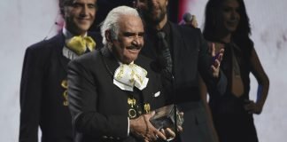 Desmienten la muerte cerebral del cantante mexicano Vicente Fernández
