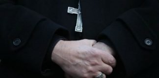 Confirmaron 216.000 víctimas de religiosos en la iglesia francesa desde 1950