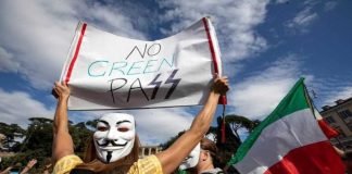 Manifestación multitudinaria en Roma para decir «nunca más fascismo»