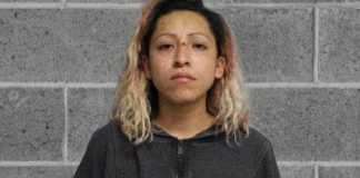 Detienen a una mujer en EEUU por matar a un hombre que no quiso besarla