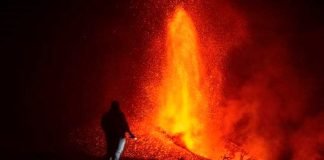 Volcán La Palma: Se derrumbaron cono y lava amenaza otras poblaciones