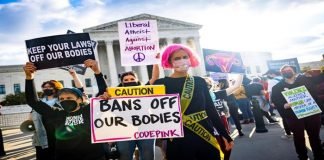 Clínicas sostienen que ley antiaborto de Texas va contra Constitución de EEUU
