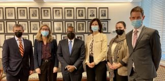 EEUU reafirmó su apoyo al diálogo entre la administración de Maduro y la oposición