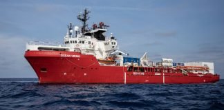 El Ocean Viking rescata a 44 migrantes en el Mediterráneo Central