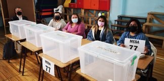 Centros de votación abren para cruciales comicios presidenciales en Chile