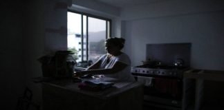 Registran falla del servicio eléctrico en Caracas y algunos estados