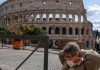 Roma obligará al uso de mascarillas al aire libre a partir del #23Dic