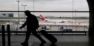 Francia permite vuelos desde Sudáfrica pero con drásticas restricciones