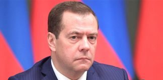 Medvédev dice que hablar de bases rusas Venezuela y Cuba aumenta la tensión