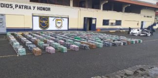 Incautan 1.282 paquetes de cocaína y arrestan a 3 personas en Panamá