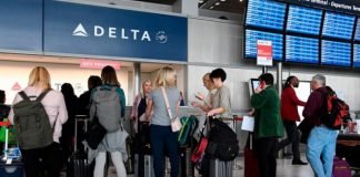 Francia incluye a EEUU en «lista roja» ante avance de la variante ómicron