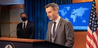 EEUU insta a Maduro a volver a la mesa de negociación al margen del arresto de Saab