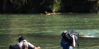 Las penurias de los migrantes venezolanos que cruzan el Río Bravo (+ Vídeo)