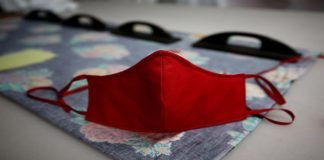 En Rumanía multarán con más de 500 dólares a quienes lleven mascarillas textiles contra el Covid-19