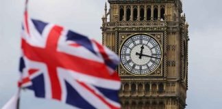 Ministra británica de Exteriores avisa a Rusia de «graves sanciones»