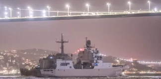 En medio de un espiral de tensión, Ucrania acusó a Rusia de bloquear su acceso al mar