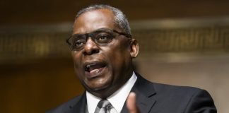 Secretario de Defensa de EEUU alerta que tropas rusas están ‘preparadas para atacar’