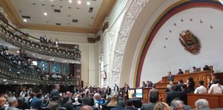 AN chavista aprobó un impuesto para las transacciones en dólares