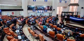 El Parlamento de Nicaragua ordena cerrar 5 universidades