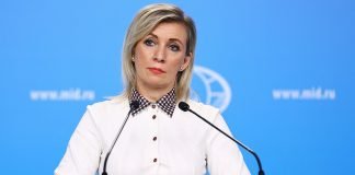 Cancillería rusa: La gente está muriendo y los negociadores de Kiev están eligiendo dónde “les sería más cómodo posar ante las cámaras”