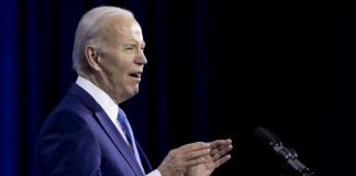 Biden refuerza ayuda a Ucrania al firmar ley con $13.600 millones