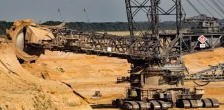 Egipto prohíbe exportación de chatarra, plomo y acero por la guerra