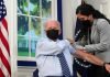 Biden recibe una segunda dosis de refuerzo anticovid