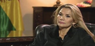 Bolivia: Defensa de Jeanine Áñez insisten en juicio presencial