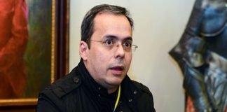 AP: JJ Rendón es acusado de utilizar amenazas para evadir demanda en su contra por la operación Gedeón