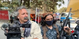 Mueren camarógrafo y periodista de Fox News en Ucrania