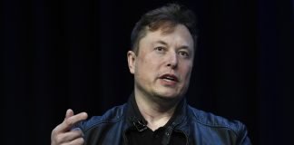 Justicia de EEUU falla a favor de Musk en la compra de SolarCity por Tesla